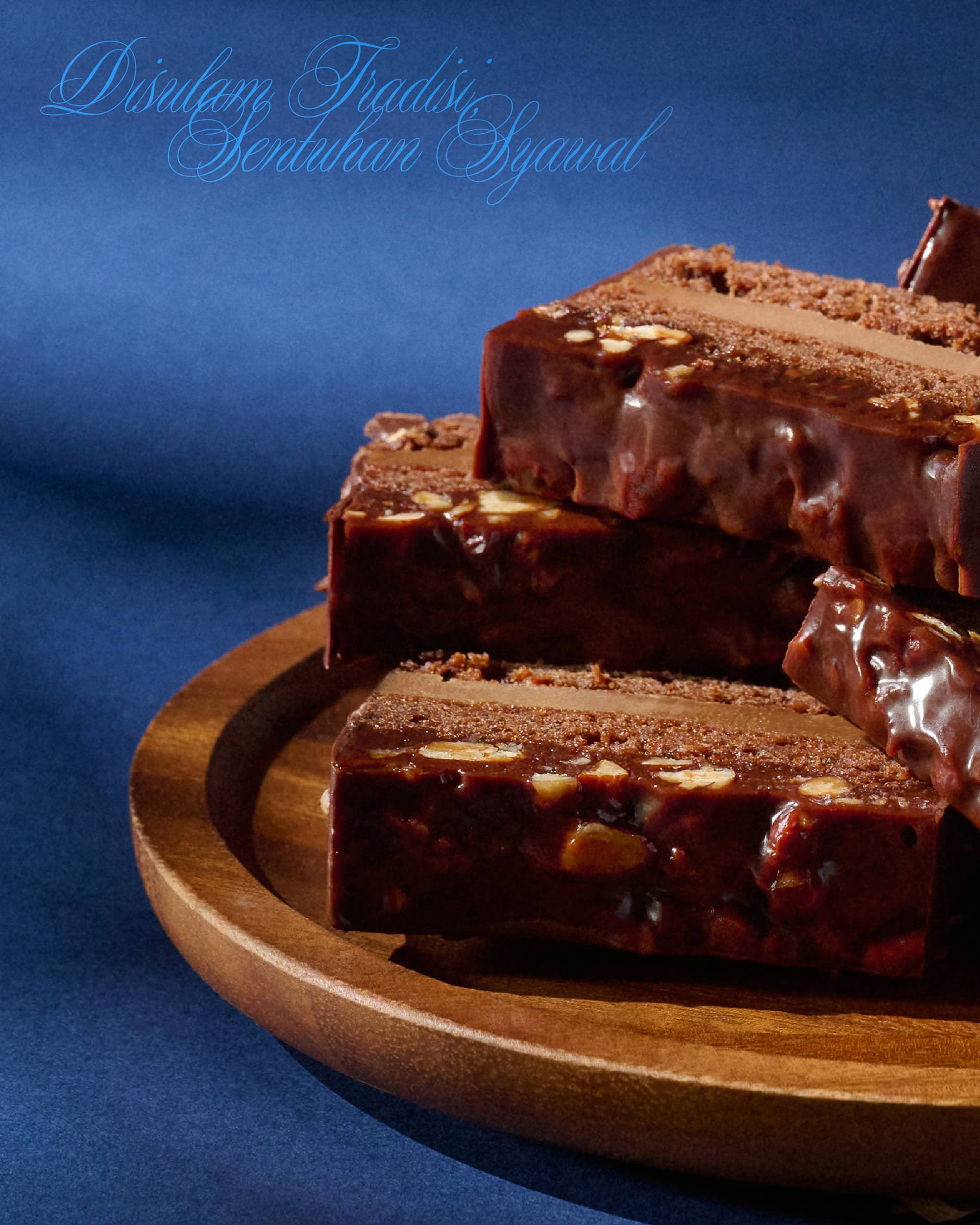 2026 Kek Raya — Valrhona Chocolate Pecan Cake – Lacher Patisserie