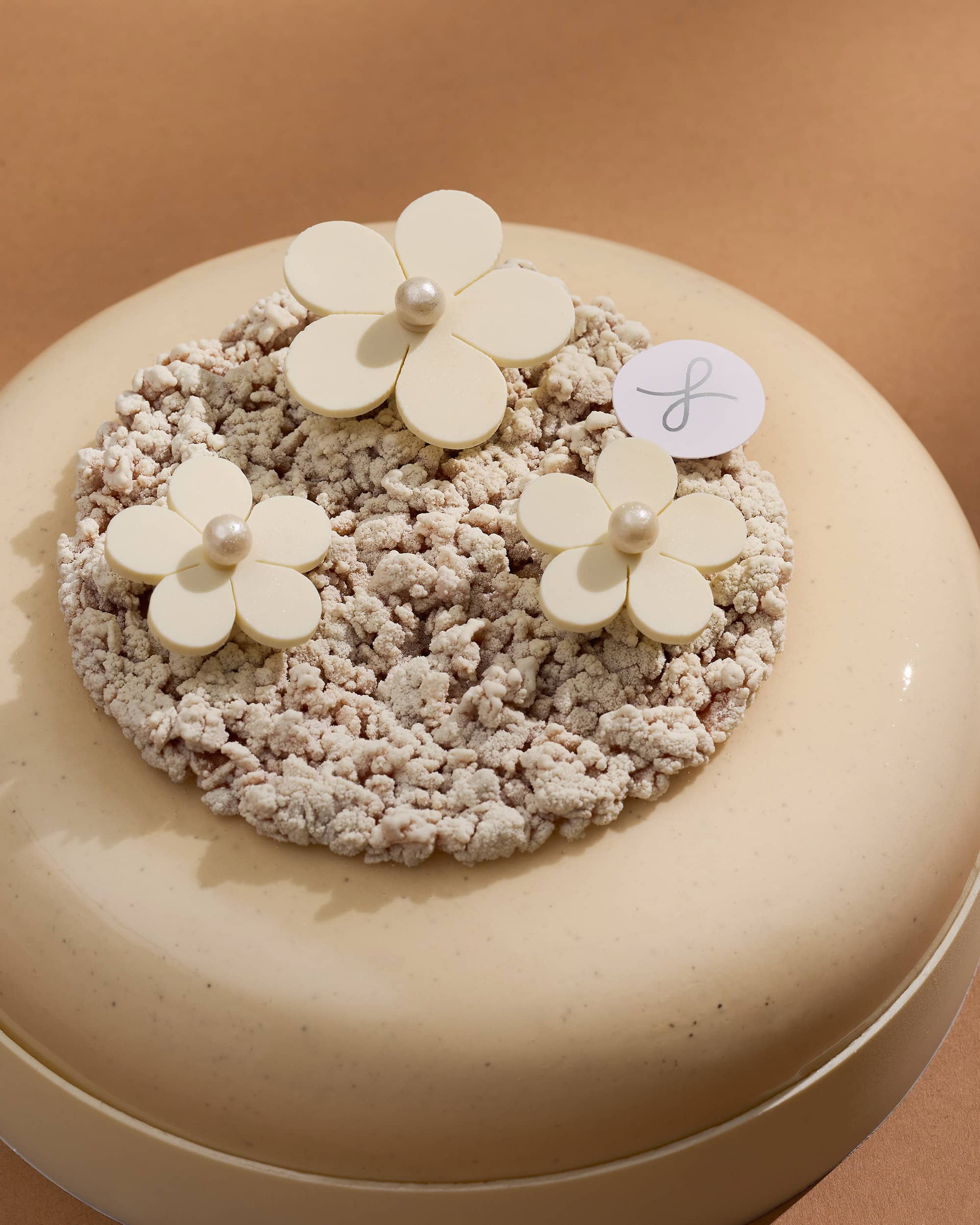 2025 Mother’s Day Cake — White Peony Quince