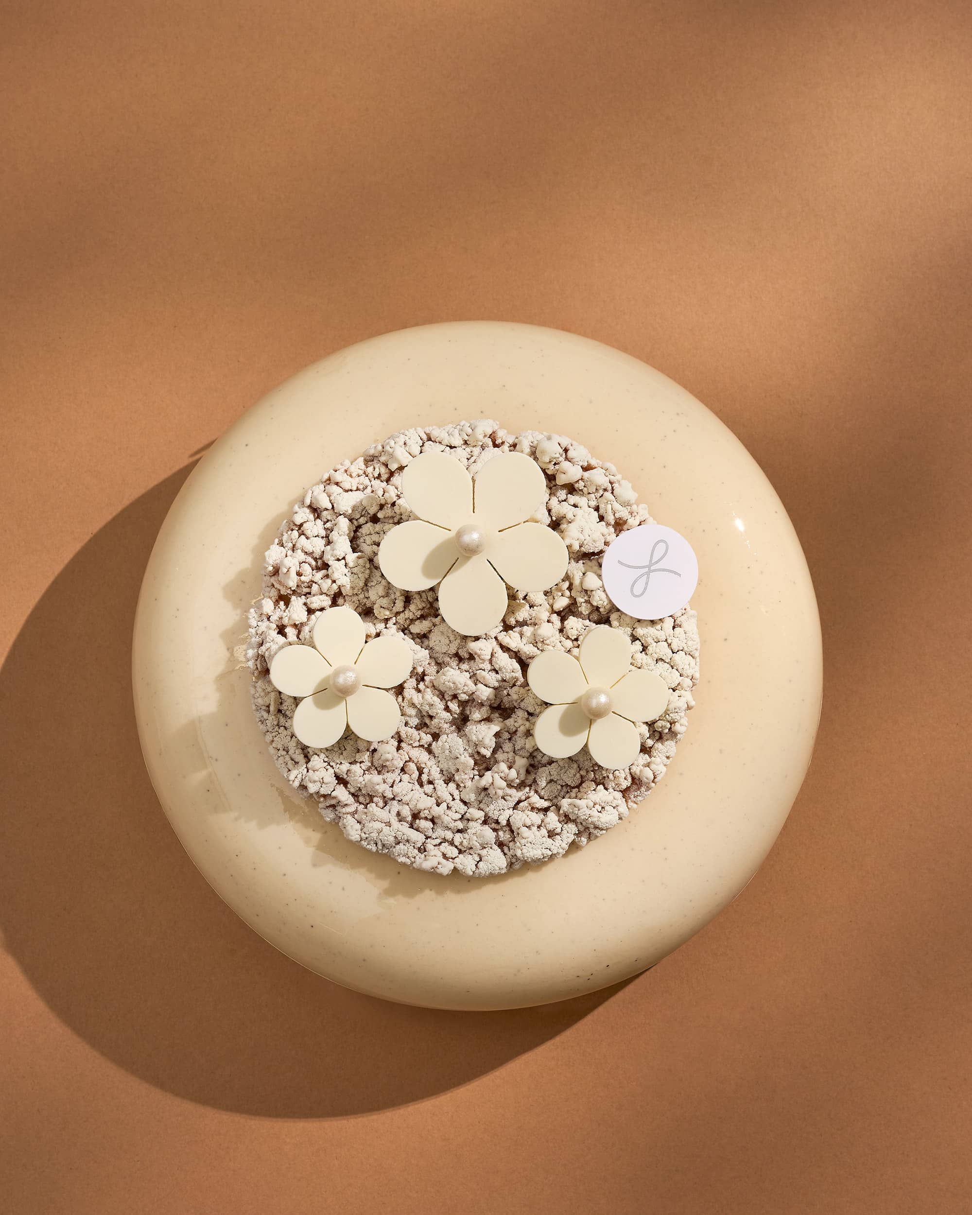 2025 Mother’s Day Cake — White Peony Quince