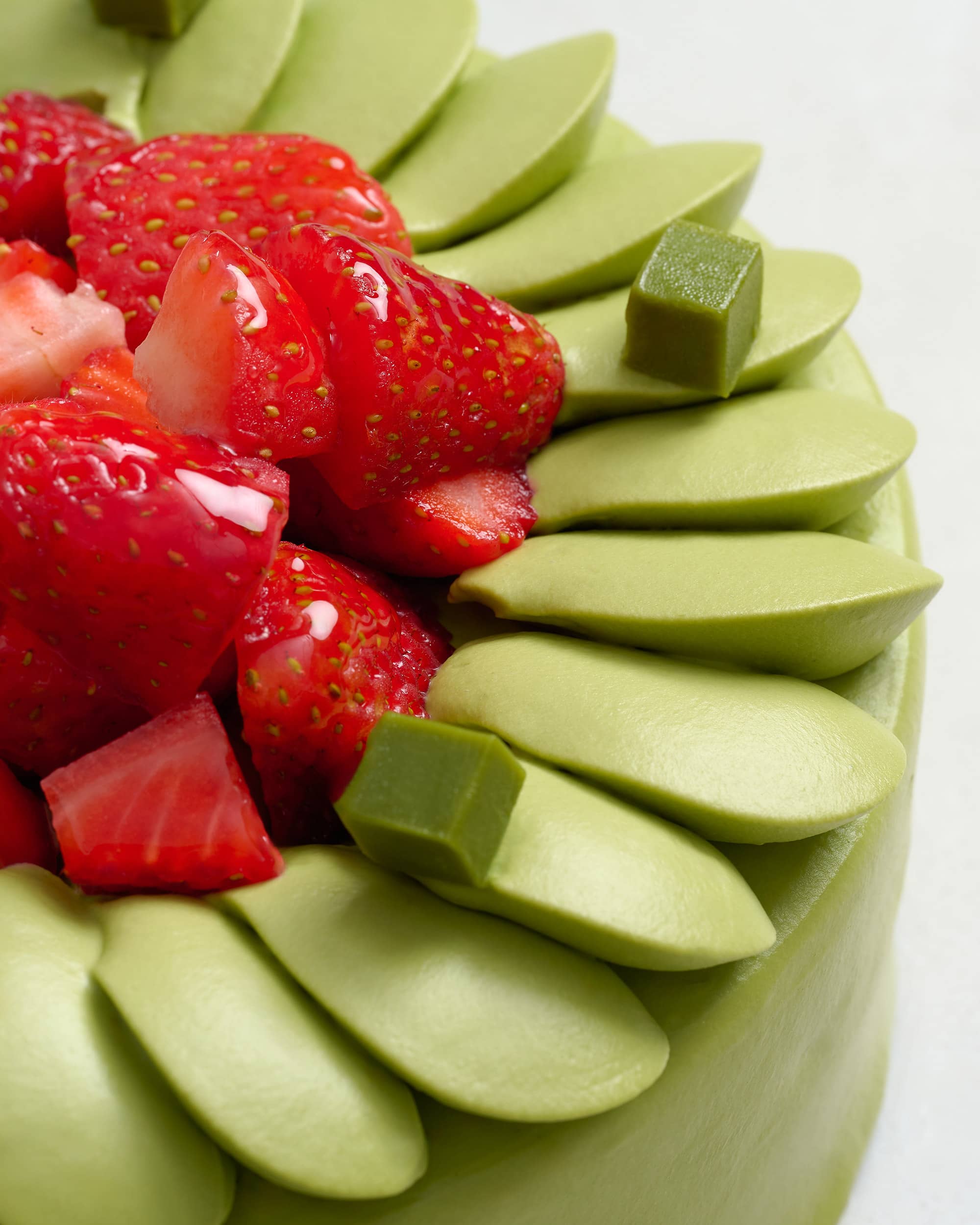 Matcha Strawberry Cake