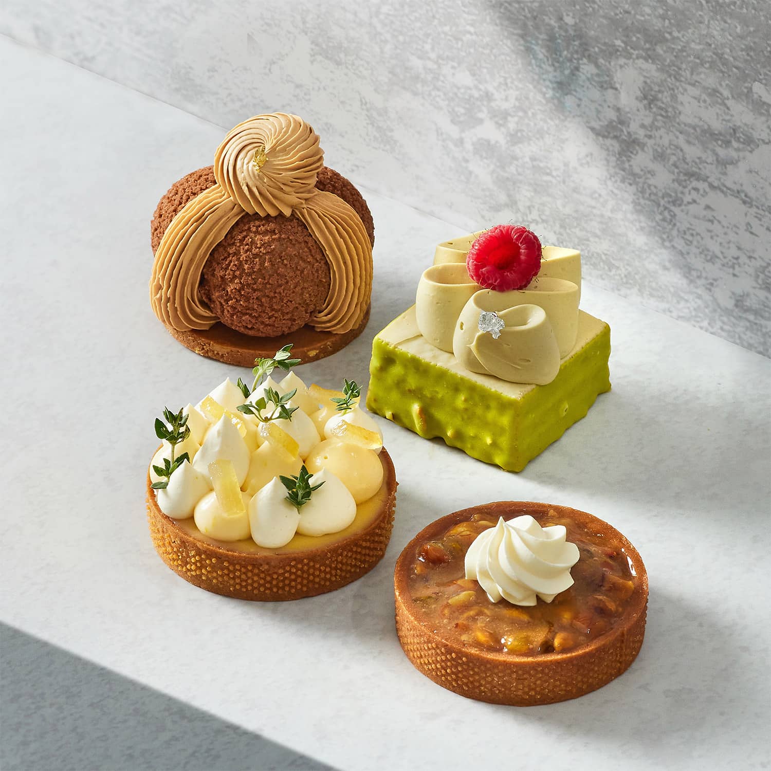 Delicious Petit Gateau Set - Perfect for Desserts and Tea Time